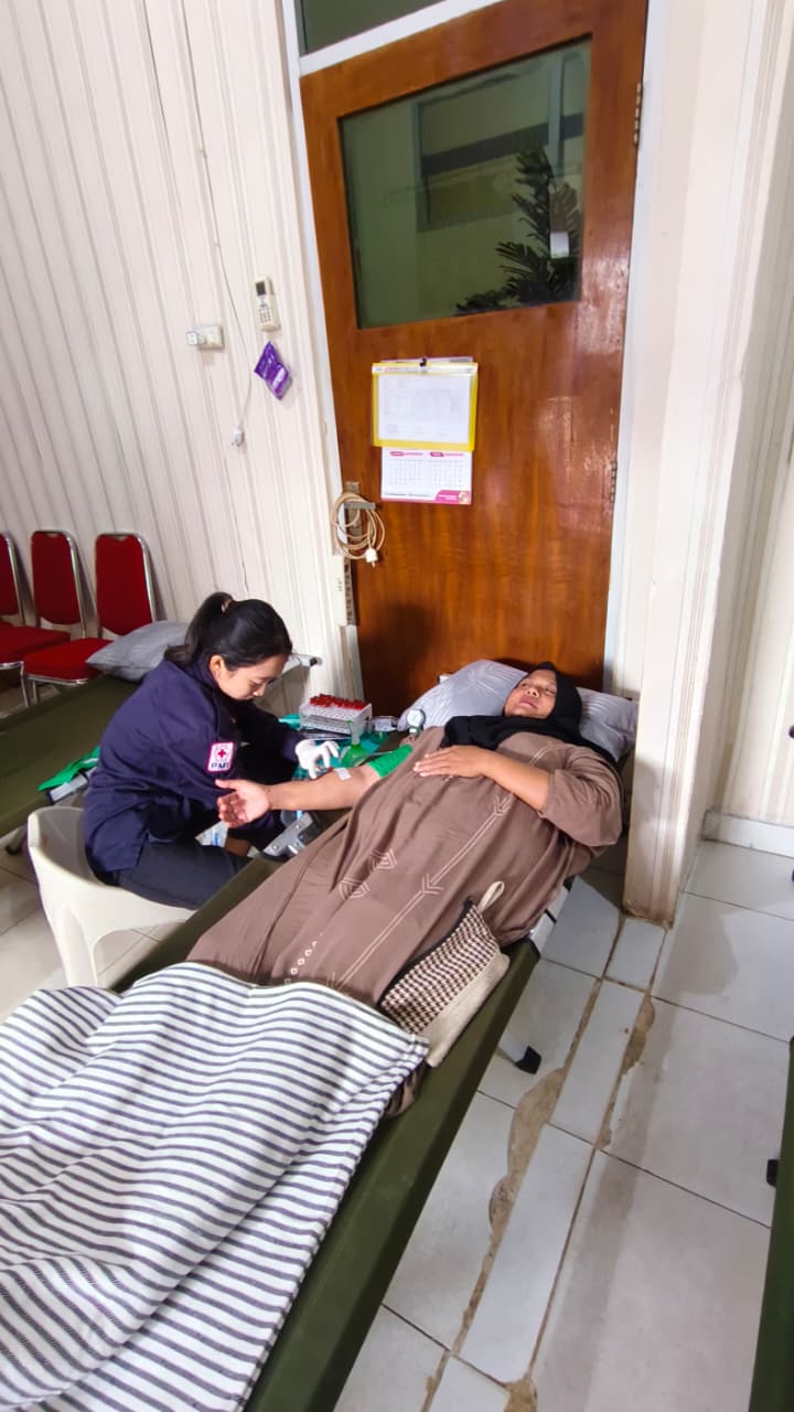 DONOR DARAH DI PUSKESMAS TALANG JAWA
